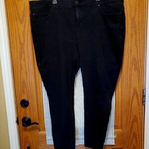 TORRID BOMBSHELL SKINNY PREMIUM STRETCH HIGH-RISE JEAN